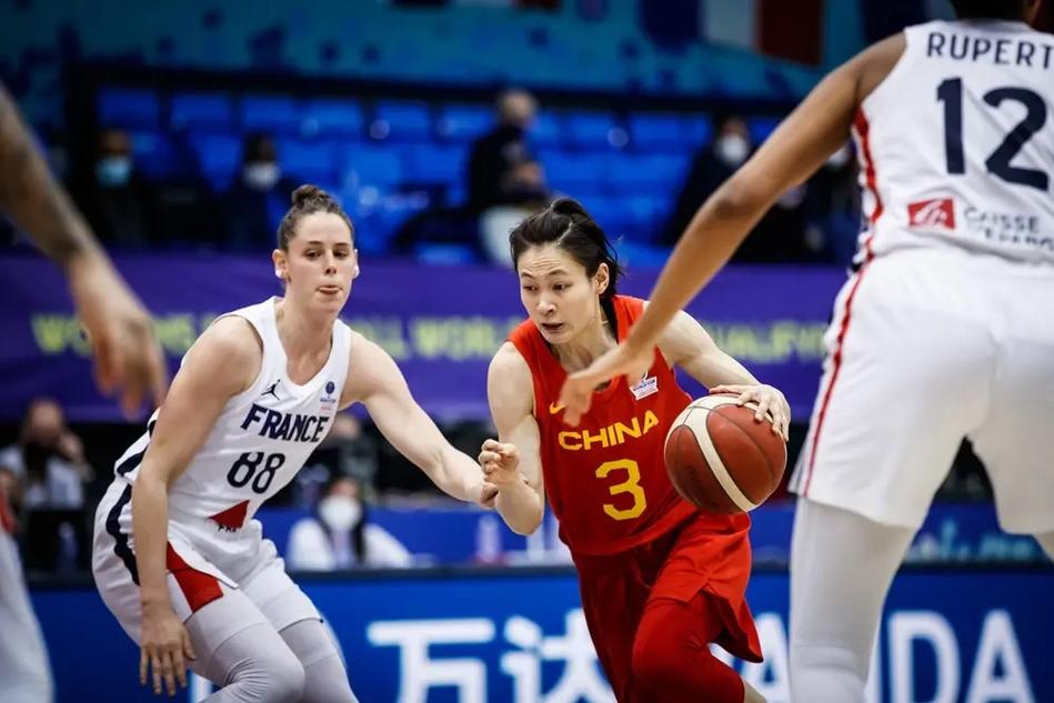 中国女篮vs法国完整