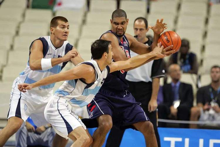 阿根廷vs美国雅典奥运会篮球